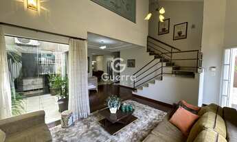 Imagem 7: Sobrado residencial, 5 dormitórios, 2 suíte, 5 banheiro, 4 vagas na garagem, 331M² de Área