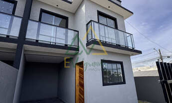 Imagem: Sobrado à venda no bairro Tatuquara - Curitiba/PR