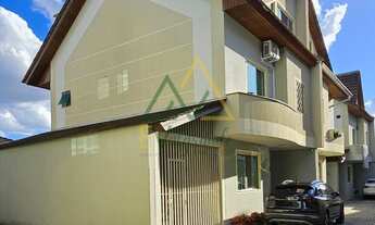 Imagem 2: Sobrado com Ático em Condomínio à venda no Bacacheri Curitiba PR