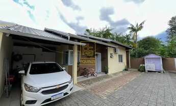 Imagem: Casa em condomínio fechado no centro de