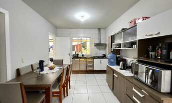 Imagem 4: Casa em condomínio fechado no centro de Ascurra