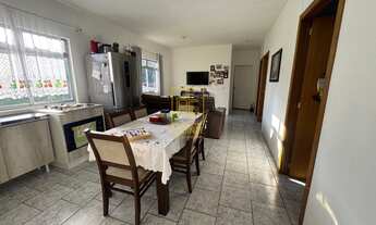 Imagem 3: Casa com amplo quintal em região livre de enchentes