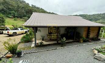 Imagem: Sítio Espetacular com Amplo Espaço Externo