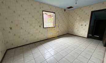 Imagem 2: Casa com duas moradias no Bairro dos Estados – Ideal para Investimento