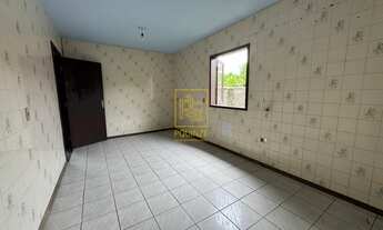 Imagem 3: Casa com duas moradias no Bairro dos Estados – Ideal para Investimento