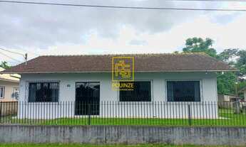 Imagem: Casa com edícula e amplo terreno no bairro