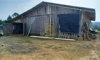 Imagem 1: Invista no Seu Refúgio: Terreno de 2.000m² em Alto Cedros com Rancho e Proximidade à Barra