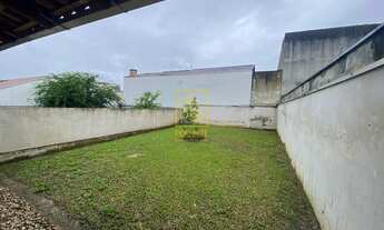 Imagem 7: EXCLUSIVIDADE - Casa com amplo quintal no bairro Araponguinhas