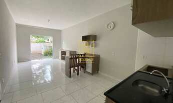 Imagem 3: EXCLUSIVIDADE - Casa com amplo quintal no bairro Araponguinhas