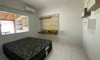 Imagem 4: EXCLUSIVIDADE - Casa com amplo quintal no bairro Araponguinhas