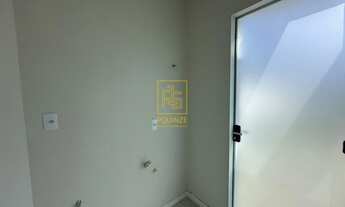 Imagem 6: Sobrado próximo ao centro com suíte e espaço externo