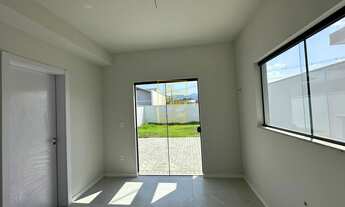 Imagem 4: Sobrado próximo ao centro com suíte e espaço externo