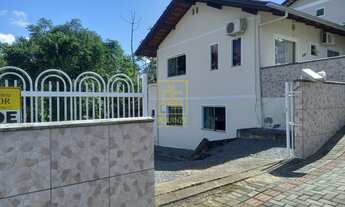 Imagem: Casa com 2 pavimentos no Bairro das Capitais