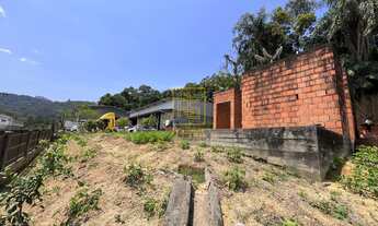 Imagem 5: Amplo terreno no bairro Pomeranos