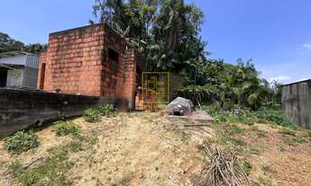 Imagem 6: Amplo terreno no bairro Pomeranos