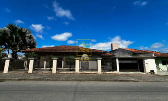 Imagem: Espaçosa casa de esquina no bairro Quintino