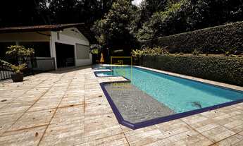 Imagem: Casa espaçosa em terreno amplo de 18.845m²