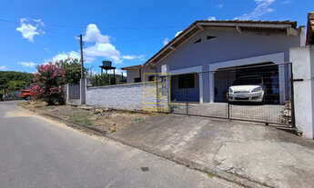 Imagem: EXCLUSIVIDADE - Casa com amplo quintal no