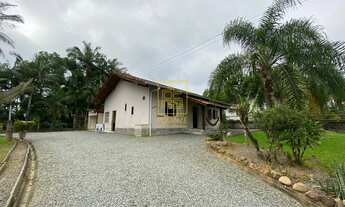 Imagem: Casa com fácil acesso a Rio dos Cedros