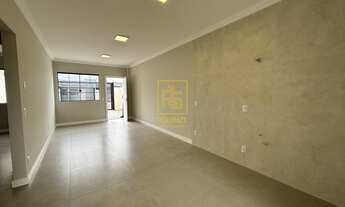 Imagem 2: Encantadora casa no bairro Padre Martinho Stein em Timbó