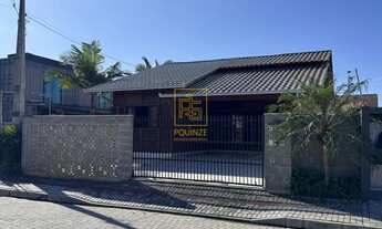 Imagem: Residência mobiliada com piscina perto