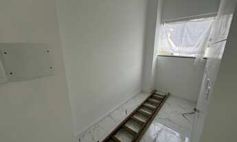 Imagem 5: Sobrado com suíte, sacada e quintal em Indaial