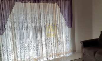 Imagem 3: Casa com garagem coberta e quintal espaçoso em Rodeio