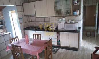 Imagem 2: Casa com terraço no bairro dos Estados