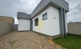 Imagem: Casa com ótimo espaço externo no bairro