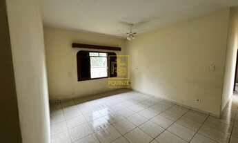 Imagem 7: Casa de Esquina com Quintal Amplo no Bairro das Capitais