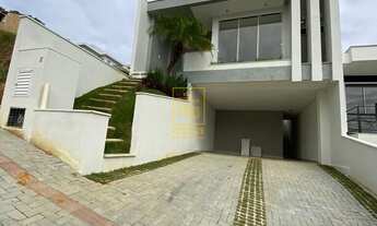 Imagem 2: Lindo sobrado com amplo espaço externo