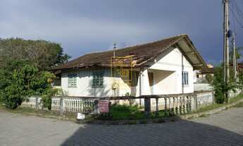 Imagem: Casa mista no Bairro Padre Martinho Stein