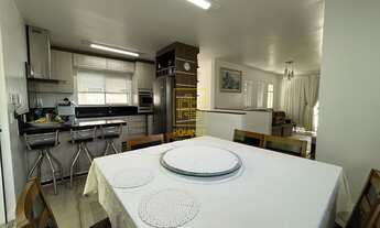 Imagem 6: Belíssima casa com piscina aquecida e área de festas em Timbó