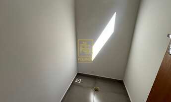 Imagem 6: Seu Novo Lar Espera por Você: Sobrado Aconchegante com 3 Dormitórios e Sem Risco de Enchen