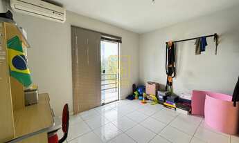 Imagem 7: Casa de dois pavimentos e com amplo terreno em região privilegiada