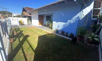 Imagem: Encantadora casa com ampla área externa