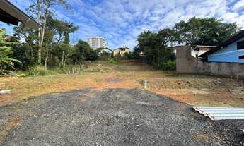 Imagem 7: Imóvel completo com casa, kitnets e galpão no bairro Quintino