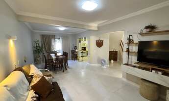 Imagem 3: Casa com edícula e amplo terreno no bairro dos Estados em Timbó