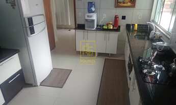 Imagem 4: Casa semi mobiliada com piscina no bairro das Nações