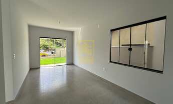 Imagem 3: Casa com amplo quintal no bairro Araponguinhas