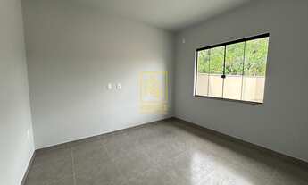 Imagem 5: Casa com amplo quintal no bairro Araponguinhas