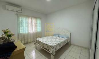 Imagem 5: Refúgio com lagoa e horta a poucos minutos da cidade