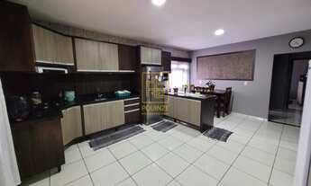 Imagem 2: Casa com potencial de investimento no bairro Quintino/Timbó