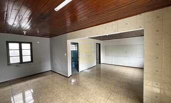 Imagem 2: Casa ampla com excelente oportunidade de investimento no centro de Timbó