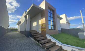 Imagem: Casa à venda no bairro Araponguinhas