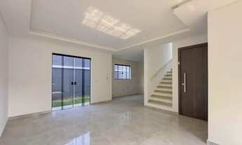 Imagem 2: Sobrado em Condomínio para Venda em Guabirotuba Curitiba-PR