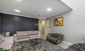 Imagem 5: Sobrado Alto Padrão Individual com frente para a rua no Coração do Guabirotuba contendo 5