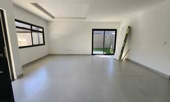 Imagem 4: Sobrado em Condomínio para Venda em Uberaba Curitiba-PR