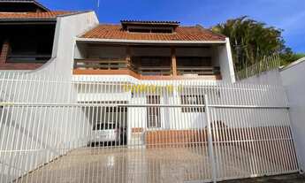 Imagem: Sobrado Alto Padrão em Condomínio