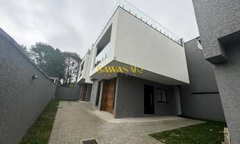 Imagem 3: Sobrado à venda no bairro Uberaba 3 dormitórios 1 suíte, possui terraço com churrasqueira